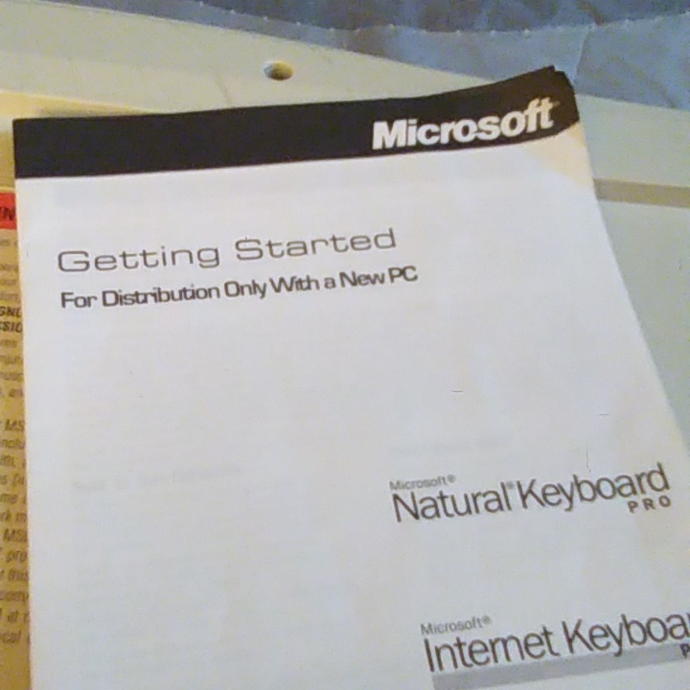 Microsoft Internet Keyboard - Picture 12 of 16